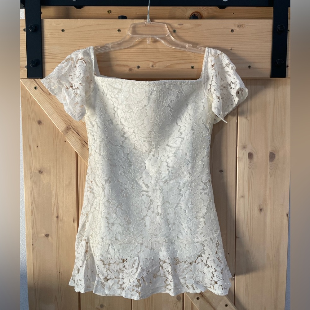 NWT Few Moda Lace BodyCon Top Size Medium
